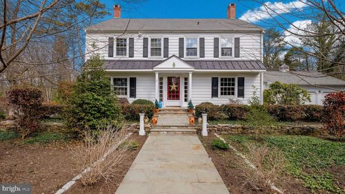 563 Pebble Hill Rd, DOYLESTOWN, PA, 18901-3135 | Card Image