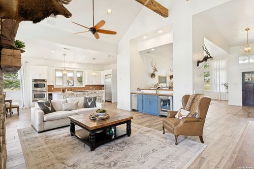 1007 Indigo Run Dr, Bulverde, TX, 78163-3224 | Card Image
