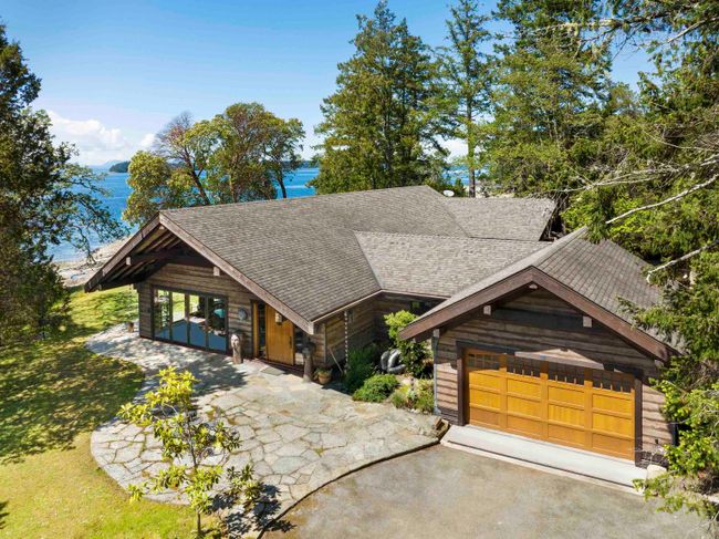 810 Sunset Drive, House other with 4 bedrooms, 4 bathrooms and 2 parking in Salt Spring Island BC | Image 5