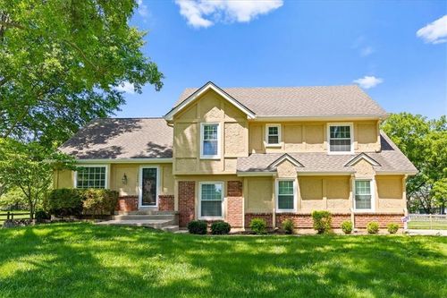 16206 Riggs Rd, Stilwell, KS, 66085-9336 | Card Image