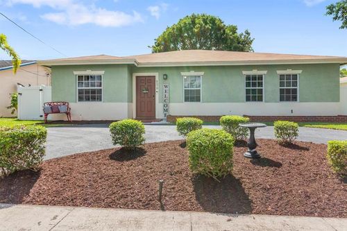 6570 Nw 24th Ct, Margate, FL, 33063-7101 | Card Image