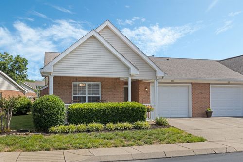 18 Holland Park Ln, Franklin, TN, 37069-4328 | Card Image