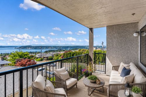 205-1902 Bridgeport Way W, University Place, WA, 98466-4841 | Card Image