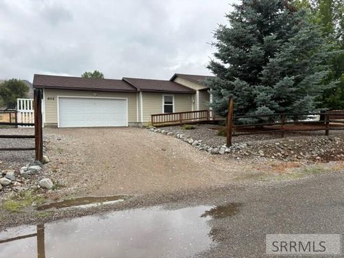 602 10th St, Salmon, ID, 83467-3108 | Card Image