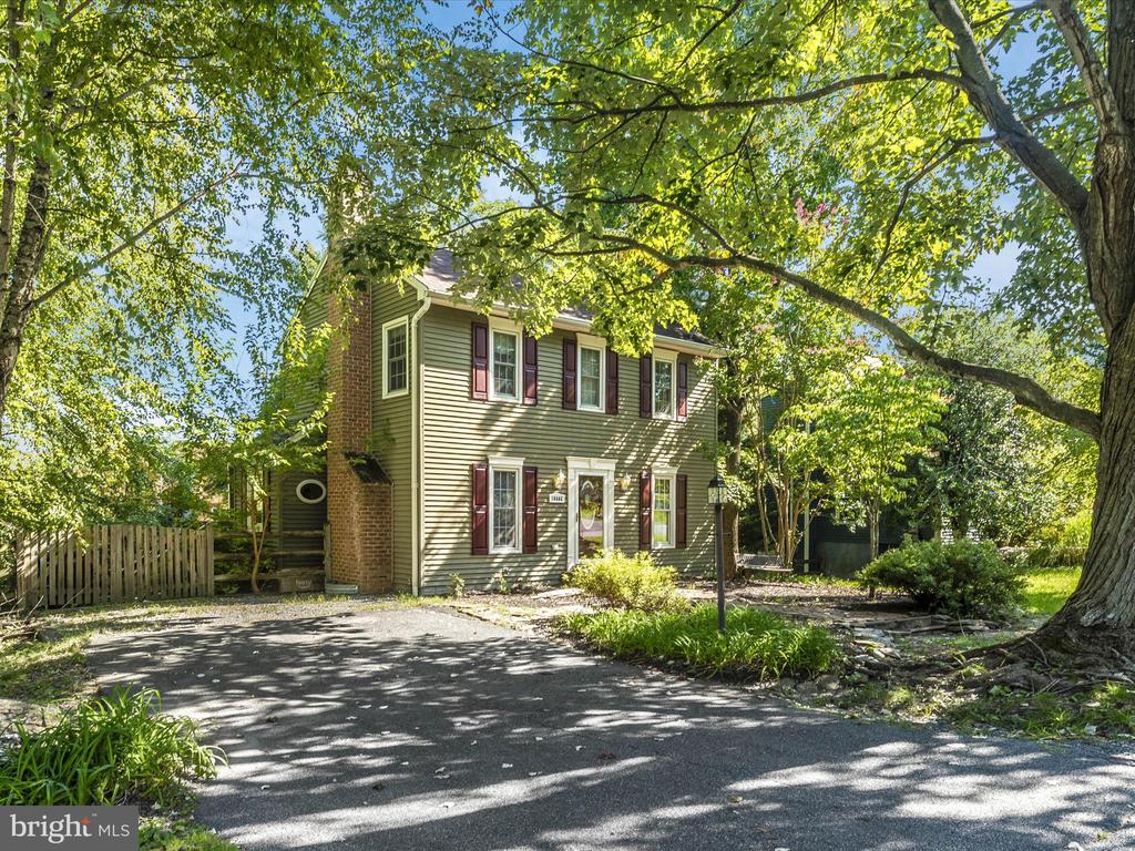 High Beach Ct, New Market, MD 21774