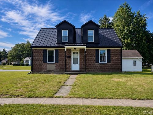 312 Oakwood St, Rome, NY, 13440-3807 | Card Image