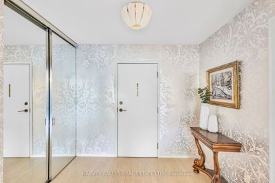 312 - 18 Lower Village Gate, Condo with 2 bedrooms, 2 bathrooms and 2 parking in Toronto ON | Image 2