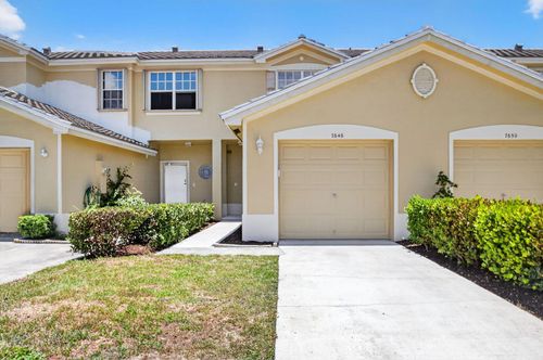 7646 Sonesta Shores Dr, Lake Worth, FL, 33463-7912 | Card Image