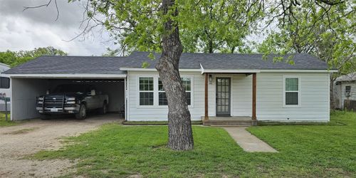 225 S Avenue D, Cross Plains, TX, 76443-2706 | Card Image