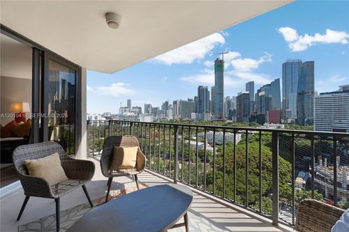 b1809-1901 Brickell Ave, Miami, FL, 33129-1765 | Card Image