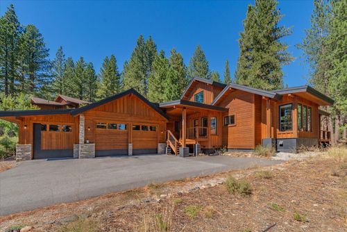 11260 Ghirard Road, Truckee, CA, 96161 | Card Image