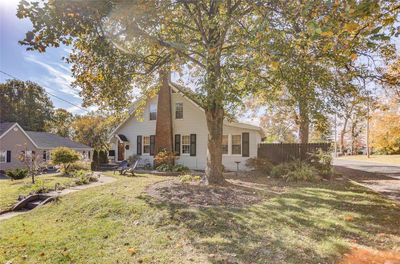 325 Sumner Boulevard, House other with 2 bedrooms, 2 bathrooms and 3 parking in Collinsville IL | Image 3