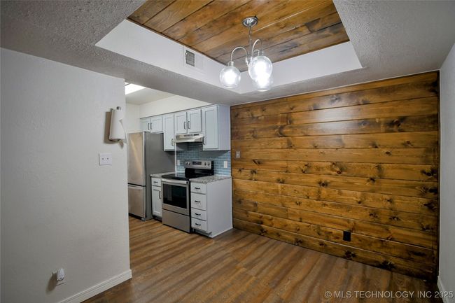 E - 6370 S 80 Th East Ave, Condo with 2 bedrooms, 3 bathrooms and null parking in Tulsa OK | Image 7