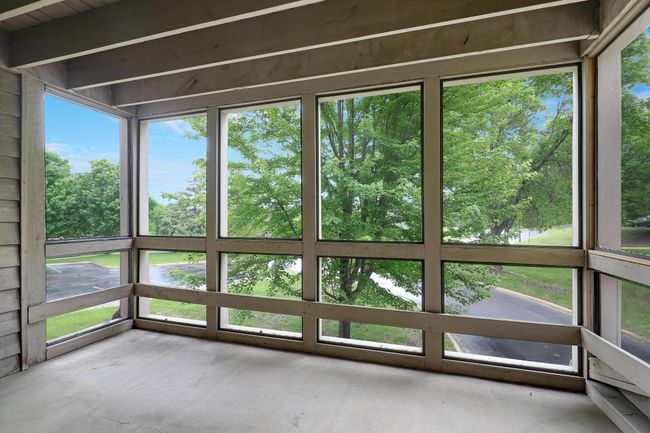 Nice Sized Screen Porch | Image 21