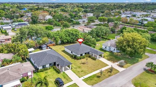152 Nw 18th St, Homestead, FL, 33030-3217 | Card Image