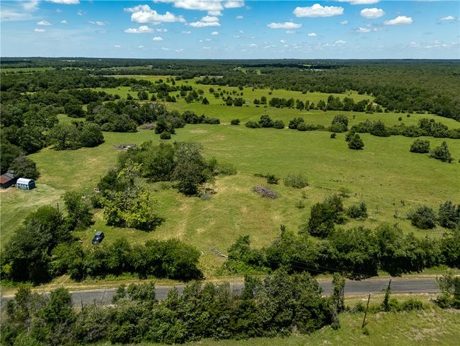 Aerial view of property and surrounding area with rural landscape | Image 32
