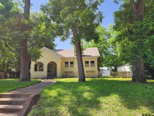 645 W Kilpatrick St, Mineola, TX, 75773-1518 | Card Image