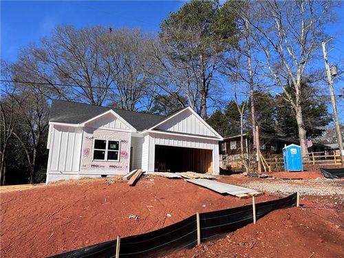 43 Anderson St, Jefferson, GA, 30549-1201 | Card Image