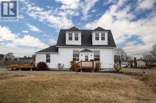 754 Sand Cove Rd, Saint John, NB, E2M3E1 | Card Image