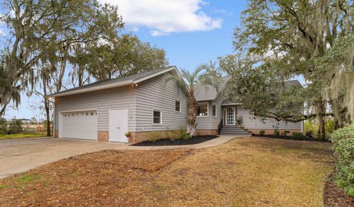 75 Duckpond Pl, Georgetown, SC, 29440-6853 | Card Image