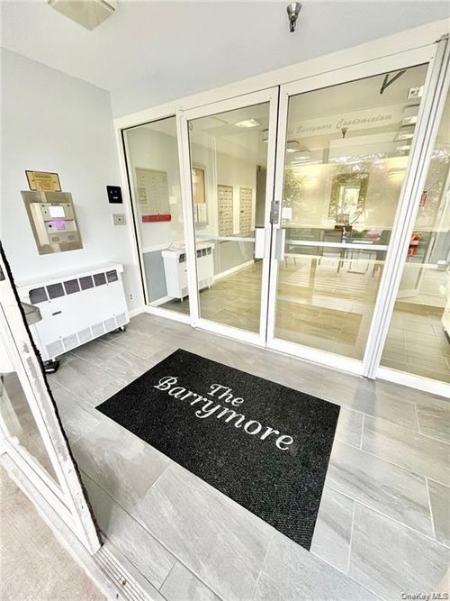 apt-1k-501 N Barry Ave, Mamaroneck, NY, 10543-1653 | Card Image