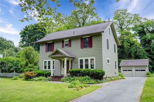 79 Rawlinson Rd, Irondequoit, NY, 14617-4607 | Card Image