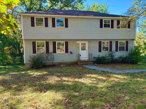 100 Bridge St, Salem, NH, 03079-3204 | Card Image