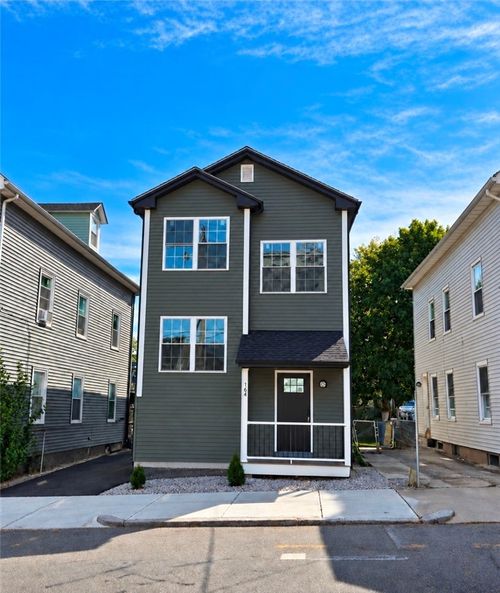 164 Magnolia St, Providence, RI, 02909-2939 | Card Image