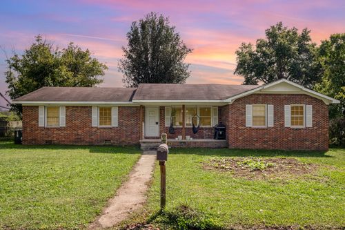 125 Morton Dr, Fayetteville, TN, 37334-7068 | Card Image