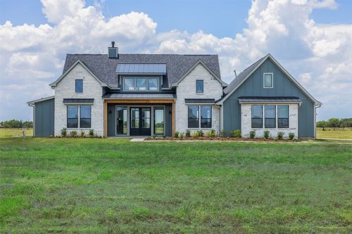 114 Country View Lane Rd, Schulenburg, TX, 78956-2305 | Card Image