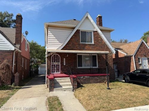 18467 Santa Rosa Dr, Detroit, MI, 48221-2244 | Card Image