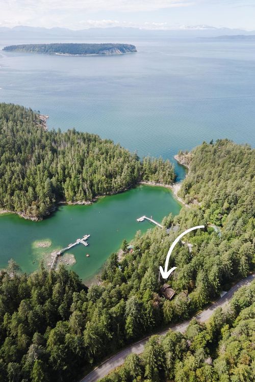 10411 Mercer Rd, Halfmoon Bay, BC, V7Z1B7 | Card Image