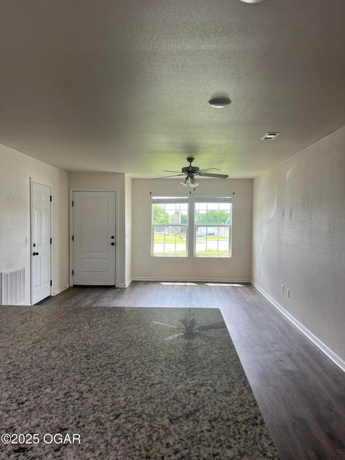 1604 E Central Street, Joplin, MO, 64801 | Card Image
