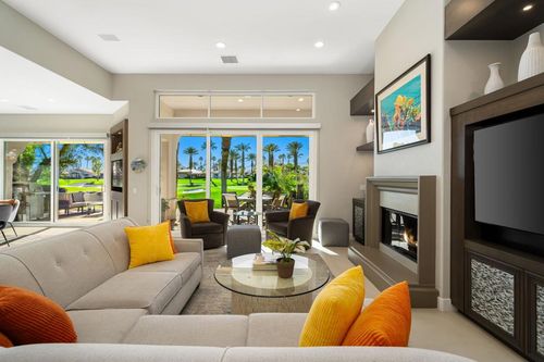 109 Rain Bird Cir, Palm Desert, CA, 92211-9513 | Card Image