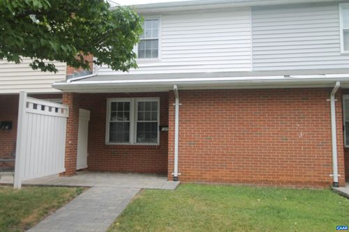 909 Forest St, Charlottesville, VA, 22903-5257 | Card Image