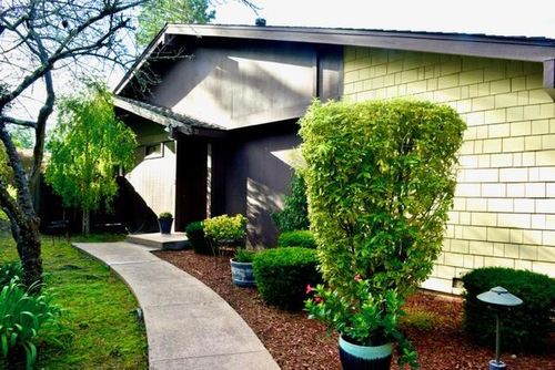 apt-37-1360 Josselyn Canyon Rd, Monterey, CA, 93940-6433 | Card Image