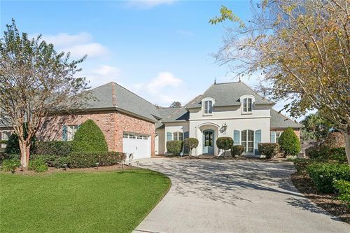 11 Tara Ln, Mandeville, LA, 70471-3378 | Card Image