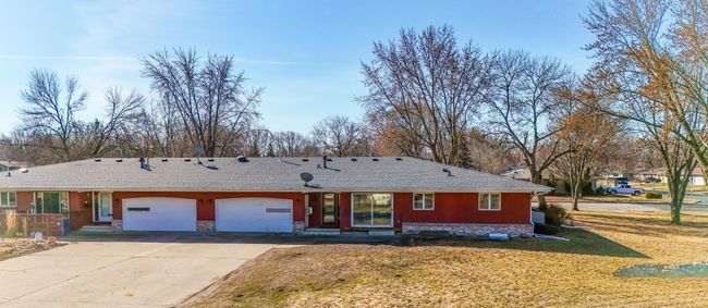 1720 6 Th Ave W, Townhouse with 3 bedrooms, 2 bathrooms and null parking in Shakopee MN | Image 24