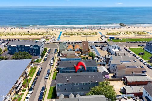 2b-109 Cliff Ave, Bradley Beach, NJ, 07720-1577 | Card Image