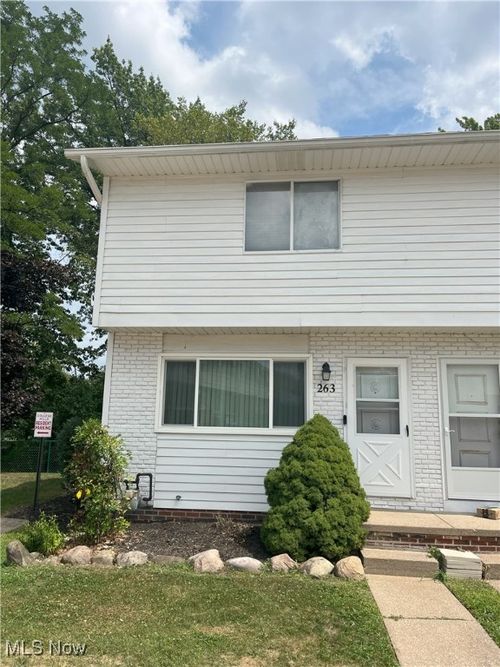 263 University Ave, Painesville, OH, 44077-2701 | Card Image
