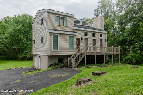 169 Pinewood Dr S, East Stroudsburg, PA, 18302-8679 | Card Image