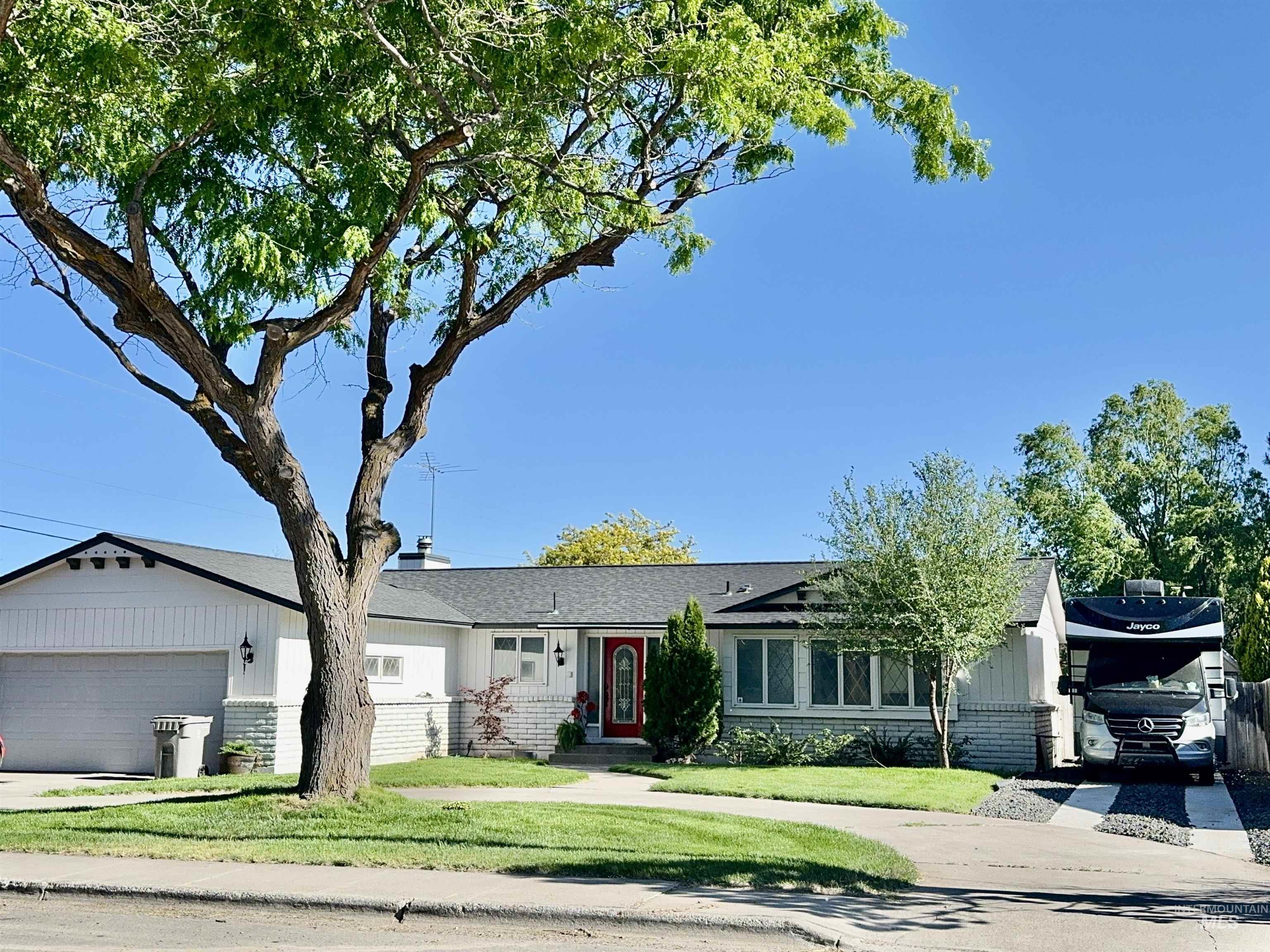12th , Mountain Home, ID 83647