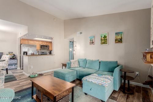 20202-101 S Players Club Dr, Tucson, AZ, 85745-5135 | Card Image