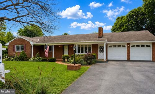16635 Longstreet Dr, WILLIAMSPORT, MD, 21795-1413 | Card Image