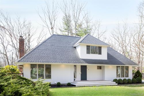 5 Skyes Neck Ct, East Quogue, NY, 11942-4436 | Card Image