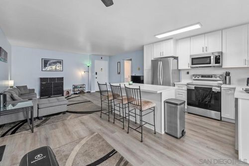 7838 Cowles Mountain Ct, San Diego, CA, 92119-2544 | Card Image