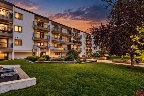 214-723 57 Ave Sw, Calgary, AB, T2V4Z3 | Card Image