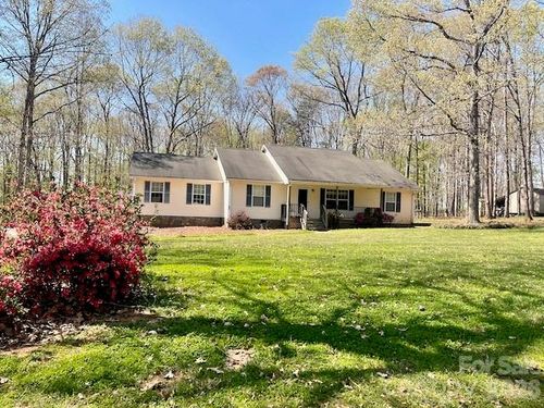 122 John Adams Ln, Statesville, NC, 28625-9031 | Card Image
