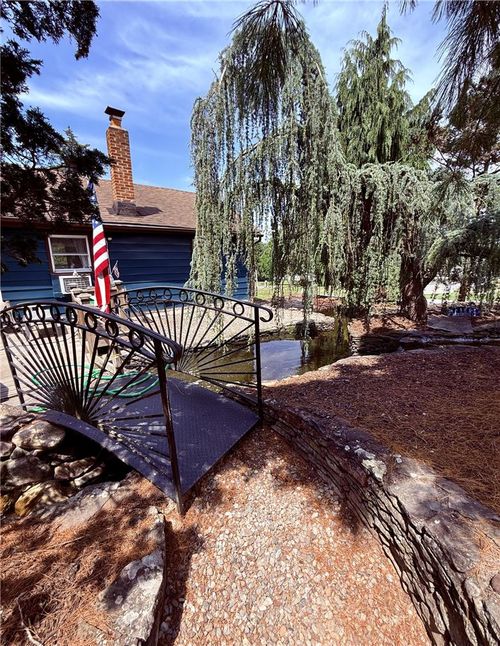 1988 Herbert Ave, HELLERTOWN, PA, 18055-1739 | Card Image