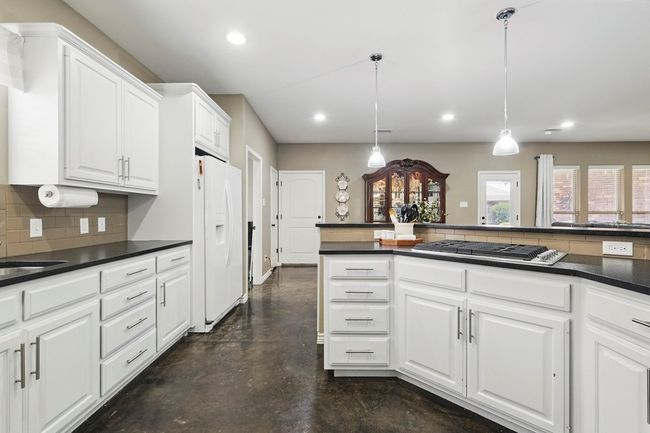6010 Llano Ct, House other with 4 bedrooms, 3 bathrooms and 2 parking in Midland TX | Image 16